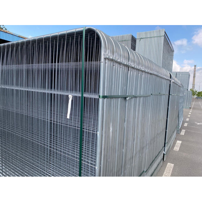 Mobil / Bauzaun Rund 3,5 x 2,00m mit Haken und Ösen Bauzaun Runde ecken BilligerBauzaun 