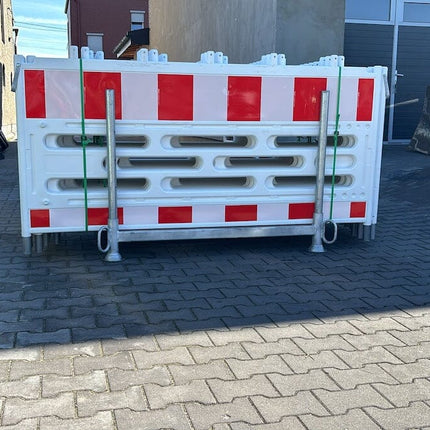Schrankenzaun Komplettset | 20 Schrankenzäune RA1 + Transportpalette | Absperrtechnik Schrankenzaun HDPE RA1 BilligerBauzaun. 