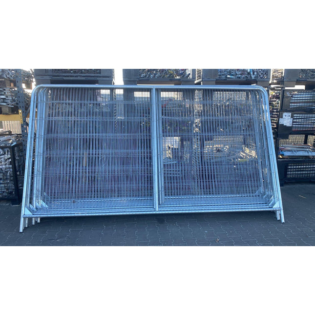 Bauzaun engmaschig mit verstärkten Ecken und Strebe 345x200cm (Anticlimb, High Security) Profi Premium - (B-Ware) Bauzaun Engmaschig BilligerBauzaun 