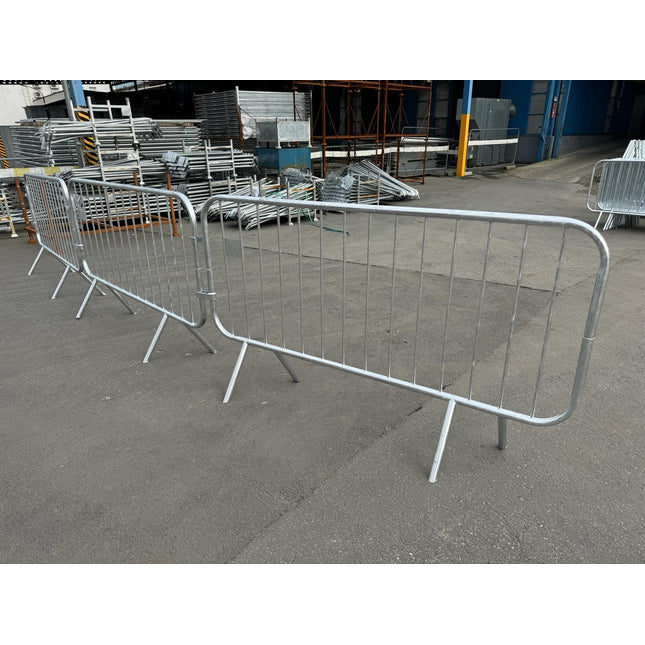 Absperrgitter 200x110cm, HDG Feuerverzinkt Bauzaun BilligerBauzaun. 